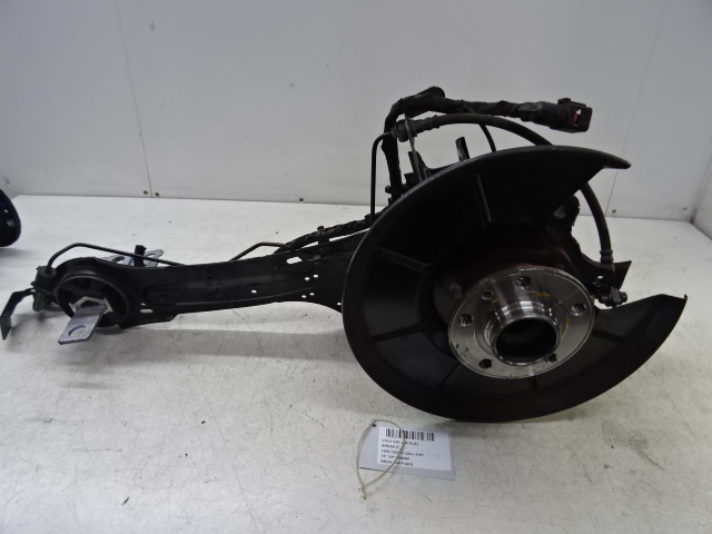 DRAAGARM ACHTER LINKS Volvo V60 10/10-08/18