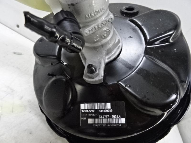 BREMSKRAFTVERSTÄRKER Volvo V60 10/10-08/18