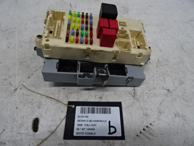 ZEKERINGKAST Alfa Romeo 159 05+