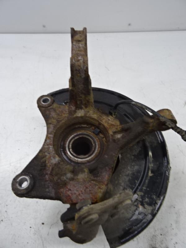 RADNABE VORNE RECHTS Dacia DUSTER 4/10 - 18
