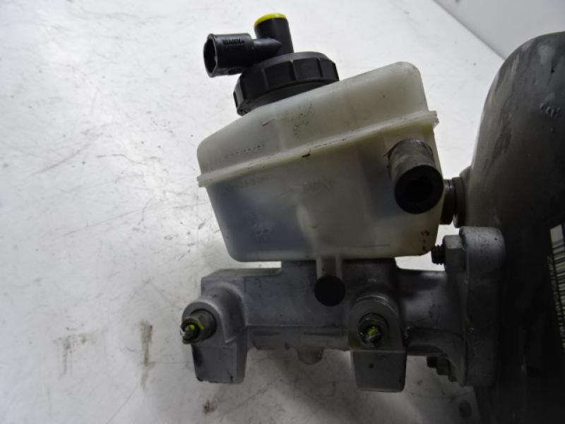 HOOFDREMCILINDER Dacia DUSTER 4/10 - 18