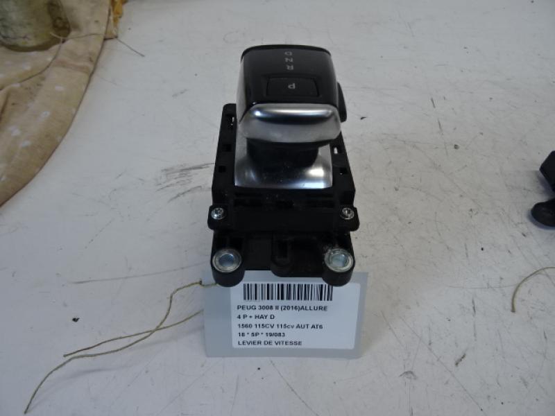 SCHALTUNG Peugeot 3008 (2) 10/16 - 10/20