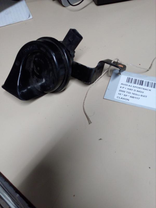 CLAXON Audi A3 8/08 - 12