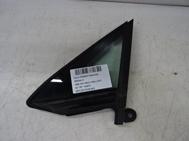 ZIJRUIT VOOR LINKS Vw PASSAT 11/14 - 19