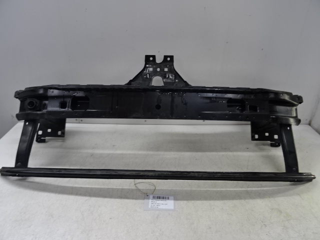 BUMPERBALK VOOR Vw PASSAT 11/14 - 19