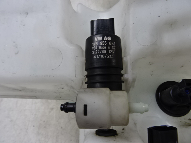 MOTEUR DE LAVE-GLACE AVANT Vw PASSAT 11/14 - 19