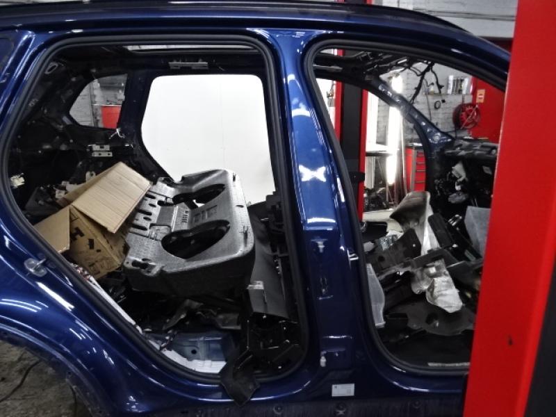 MONTANT DE PORTE COTE DROIT Bmw X5 G05 11/18+