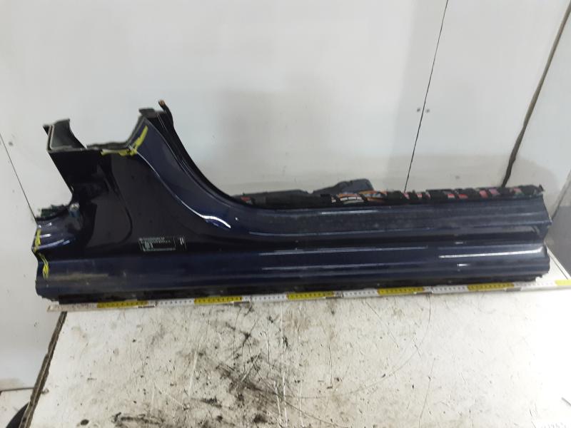 DREMPEL RECHTS Vw GOLF VIII 2/20+