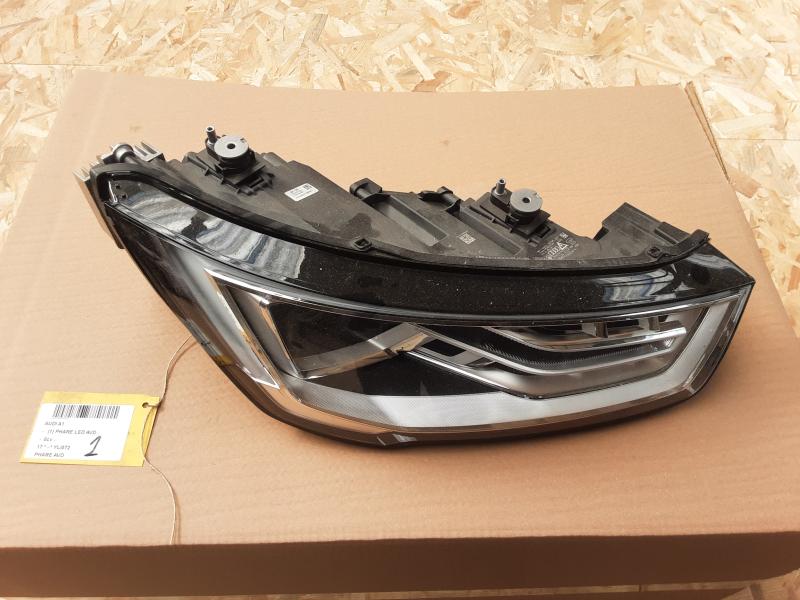HEADLIGHT RIGHT Audi A1 12/14 - 19