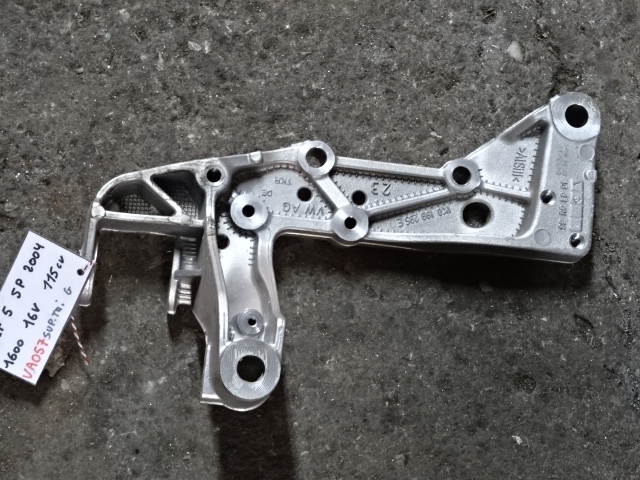 DRAAGARMSTEUN VOOR LINKS Vw GOLF V 11/03 - 08