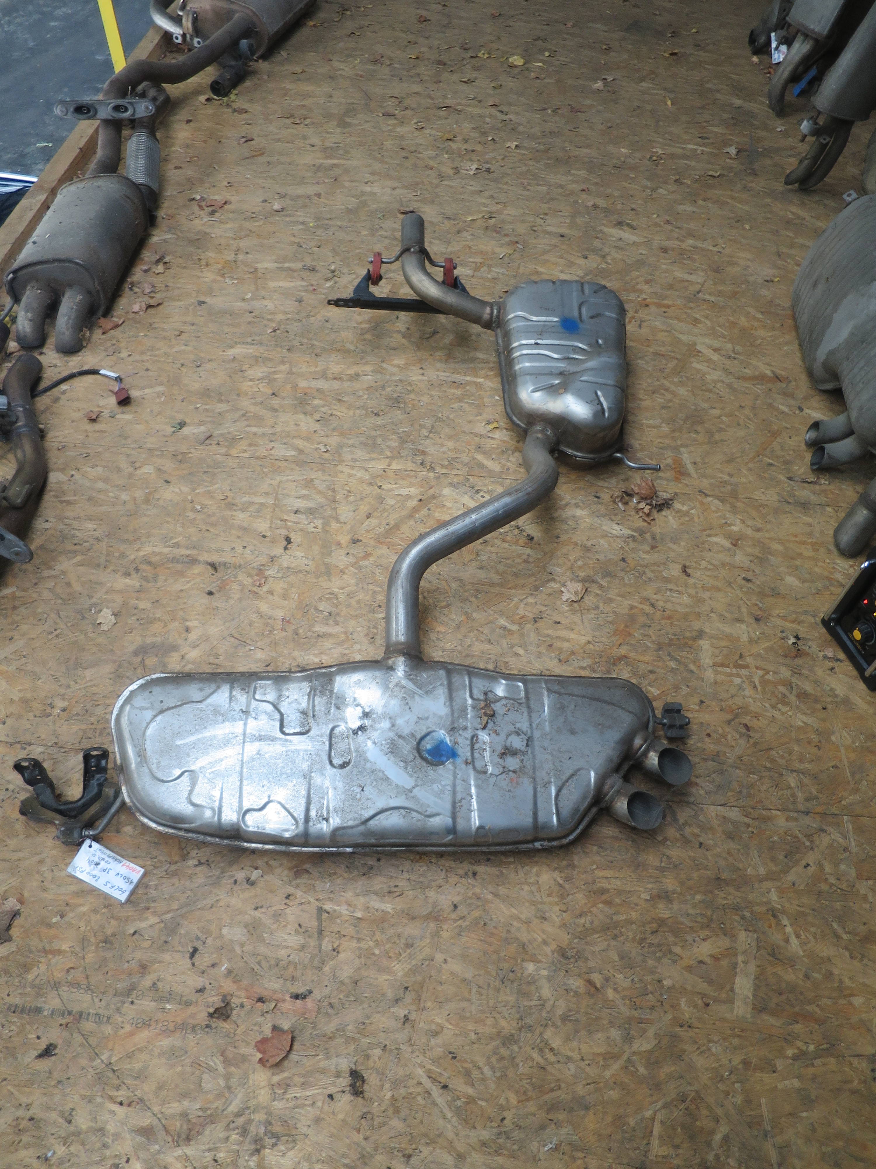AUSPUFF Vw GOLF V 11/03 - 08
