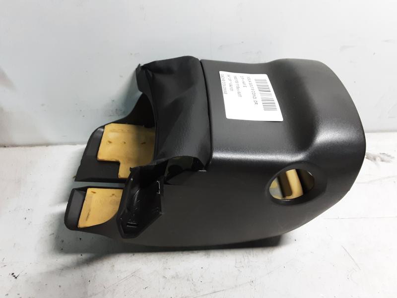 CACHE-COLONNE Vw GOLF V 11/03 - 08