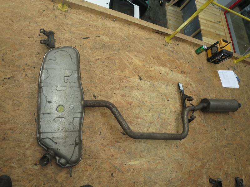 AUSPUFF ENDTOPF Vw Golf