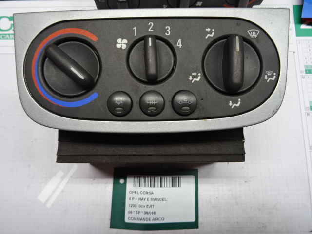 COMMANDE D&#039;AIRCO Opel CORSA C 09/00 - 10/06