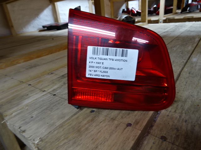 LICHT ACHTERKLEP LINKS Vw TIGUAN (2) 07/11 - 16