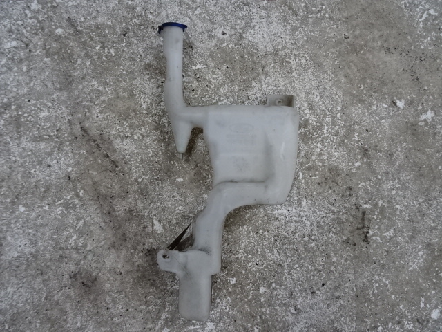 POT DE LAVE-GLACE AVANT Ford FIESTA 11/08 - 13