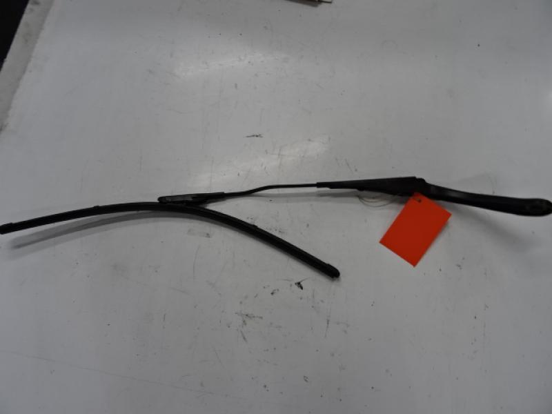 SCHEIBENWISCHERARM LINKS VORNE Bmw 1 F20/F21 3/15 - 19