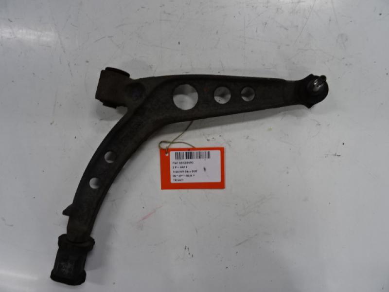 TRIANGLE AVANT DROIT Fiat SEICENTO Facelift après 01