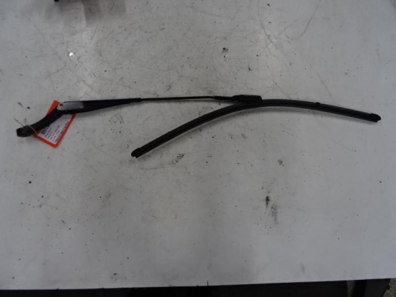 RUITENWISSERARM LINKS VOOR Peugeot 308 (2) 9/13-6/17