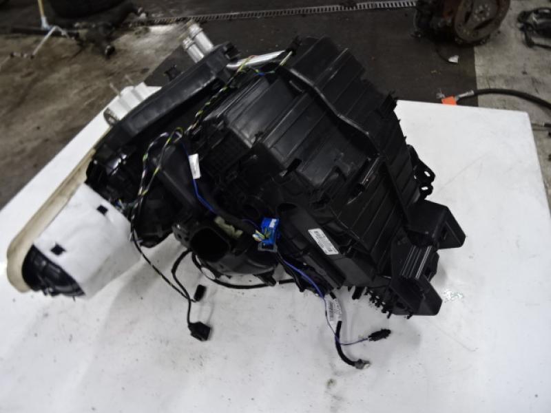 KACHELRADIATOR Peugeot 308 (2) 9/13-6/17