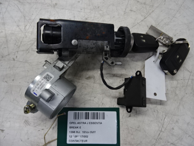 CONTACTSLOT Opel ASTRA J 10 - 15 5P/D