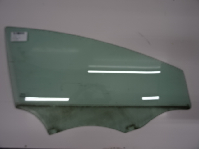 VITRE DE PORTE AVANT DROITE Seat LEON (2) (1P)  9/05 - 12