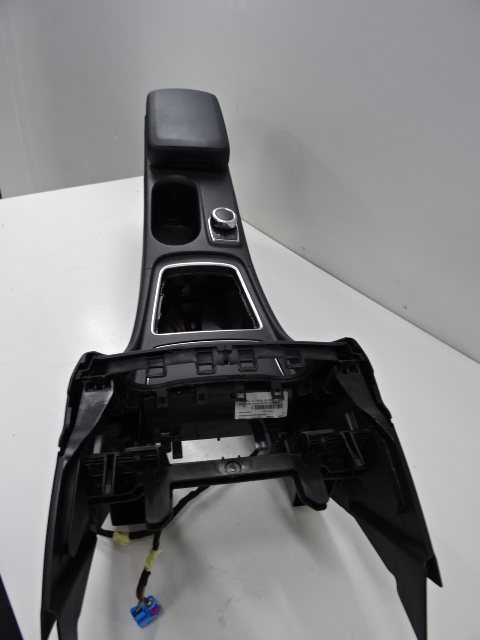 MIDDENCONSOLE Mercedes-Benz A W176 9/2015-2018