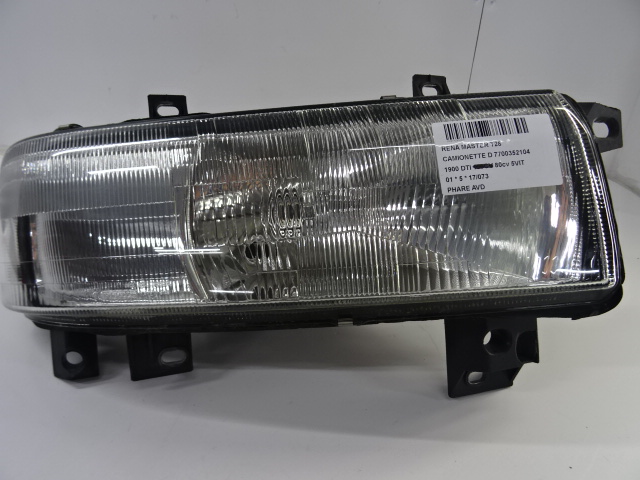 KOPLICHT VOOR RECHTS Renault MASTER 97 - 03