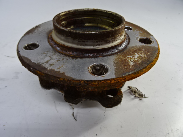 WIELNAAF VOOR LINKS Bmw 1 F20/F21 3/15 - 19