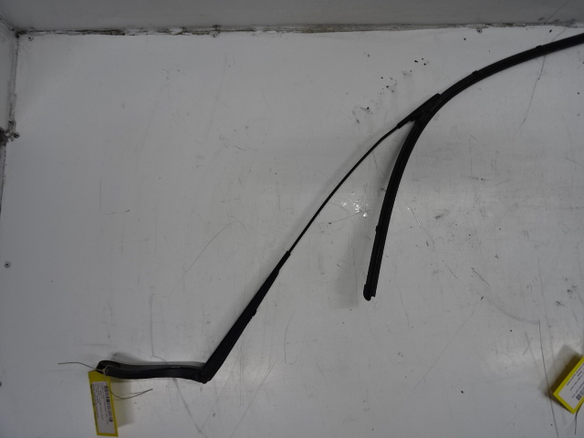 RUITENWISSERARM RECHTS VOOR Ford GRAND C-MAX 11/10-15
