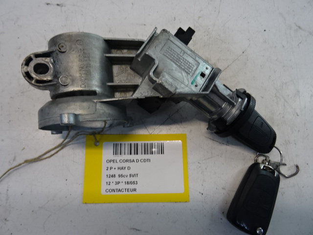 CONTACTEUR Opel CORSA D 01/11 - 15