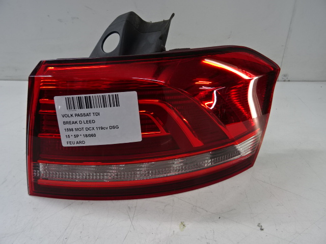 ACHTERLICHT RECHTS Vw PASSAT 11/14 - 19