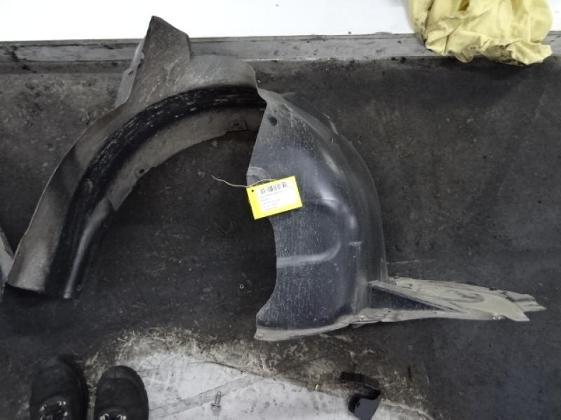 COQUILLE D'AILE AVANT GAUCHE Skoda RAPID 12/12 - 5/17