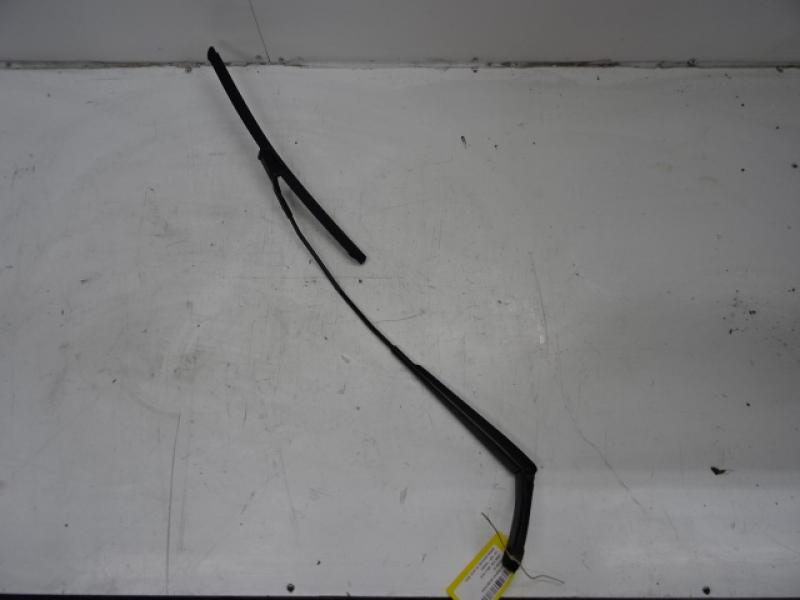 RUITENWISSERARM LINKS VOOR Skoda RAPID 12/12 - 5/17