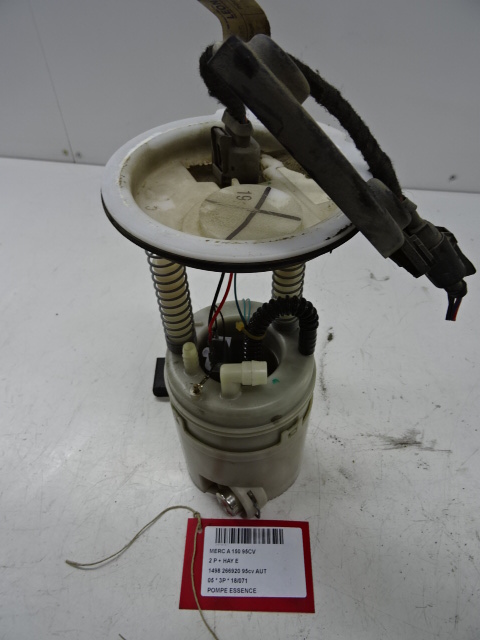 BENZINE POMP Mercedes-Benz A W169 04 - 5/2008