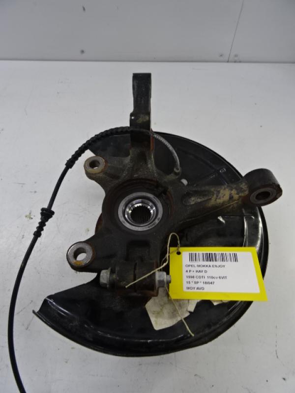 WIELNAAF VOOR RECHTS Opel MOKKA 6/12 - 16