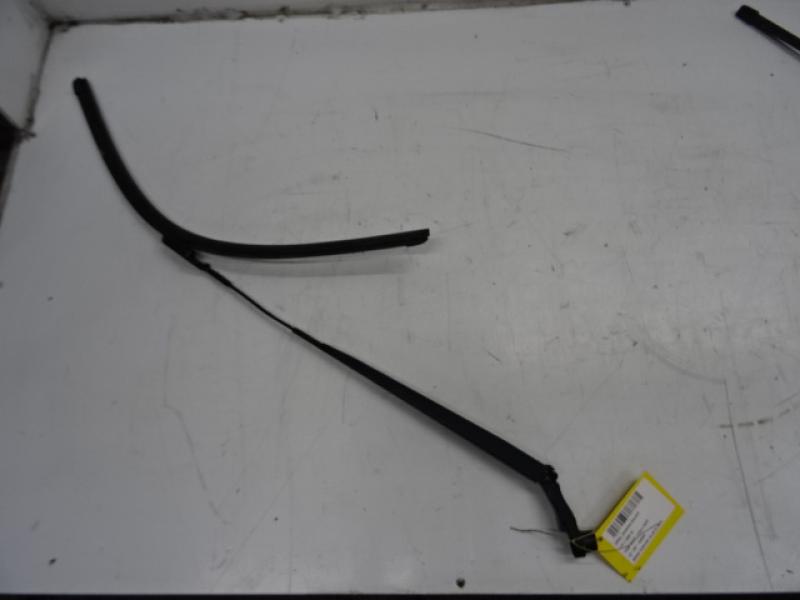 RUITENWISSERARM LINKS VOOR Opel MOKKA 6/12 - 16
