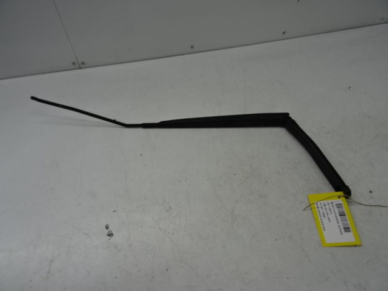 RIGHT FRONT WIPER ARM Renault CLIO IV 11/12 - 7/16