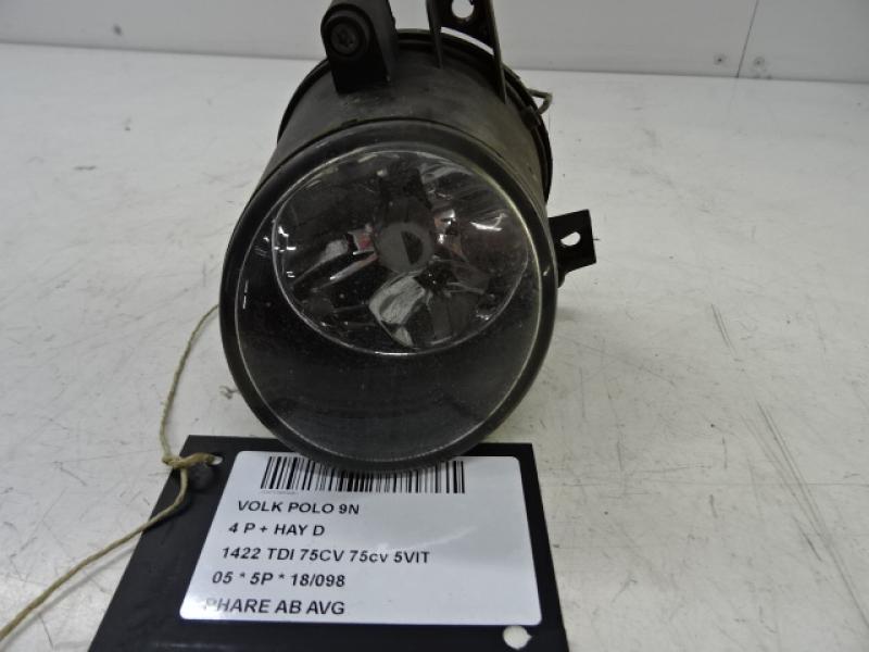 FOG LIGHT FRONT LEFT Vw POLO (9N) 2/02 - 4/05