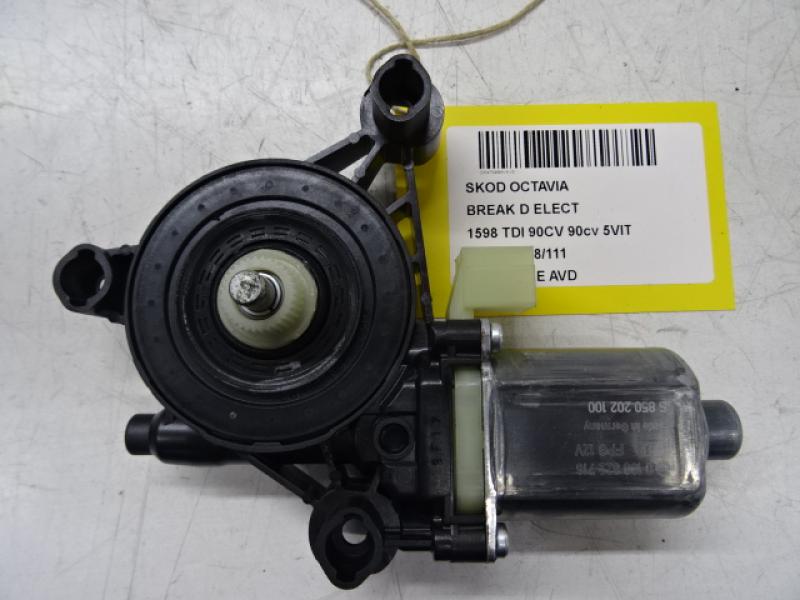 MOTOR RUITMECHANISME VOOR RECHTS Skoda OCTAVIA (5E) 11/12 - 3/17