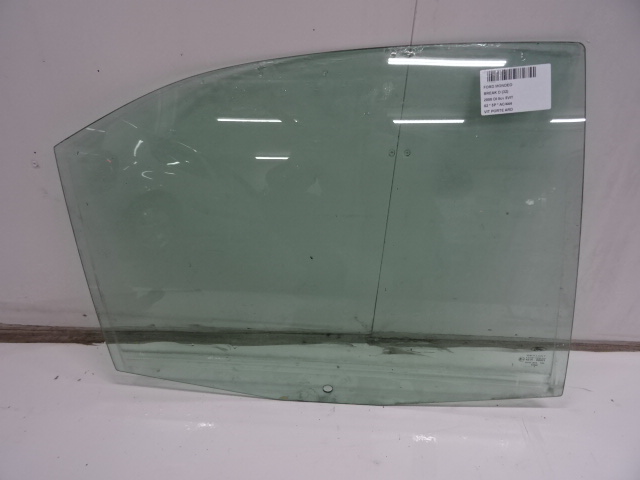 VITRE DE PORTE ARRIERE DROITE Ford MONDEO 10/00 -  06/07