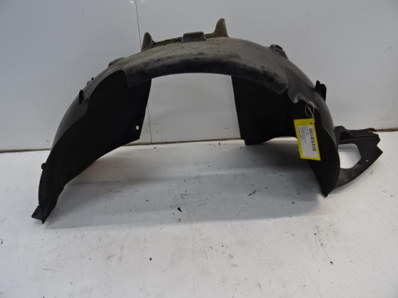 BINNEN SPATBORD RECHTS VOOR Peugeot 208 3/12 - 7/15