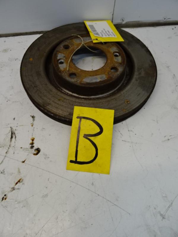 REMSCHIJF VOOR Peugeot 208 3/12 - 7/15