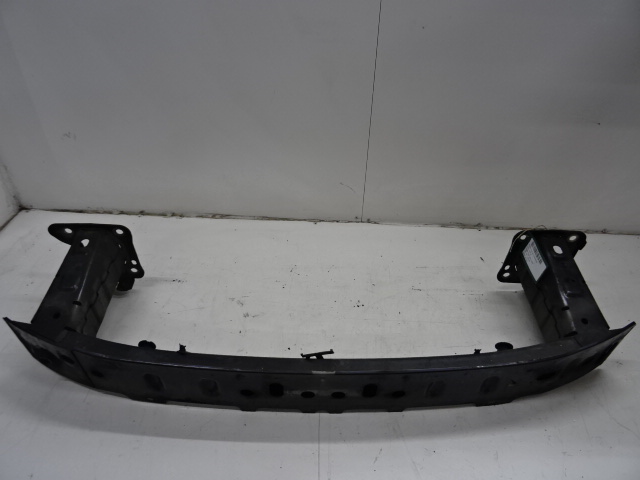 BUMPERBALK VOOR Ford FOCUS (3) 08 - 02/11
