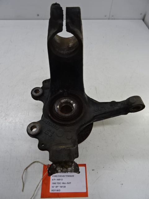 WIELNAAF VOOR RECHTS Ford FOCUS (3) 08 - 02/11