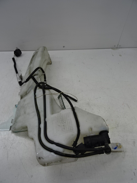 RUITENWASRESERVOIR VOOR Ford FOCUS (3) 08 - 02/11