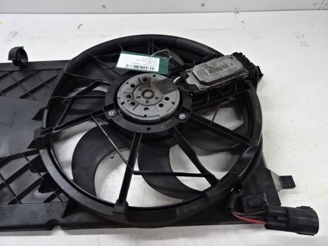 KACHEL VENTILATORMOTOR Ford FOCUS (3) 08 - 02/11