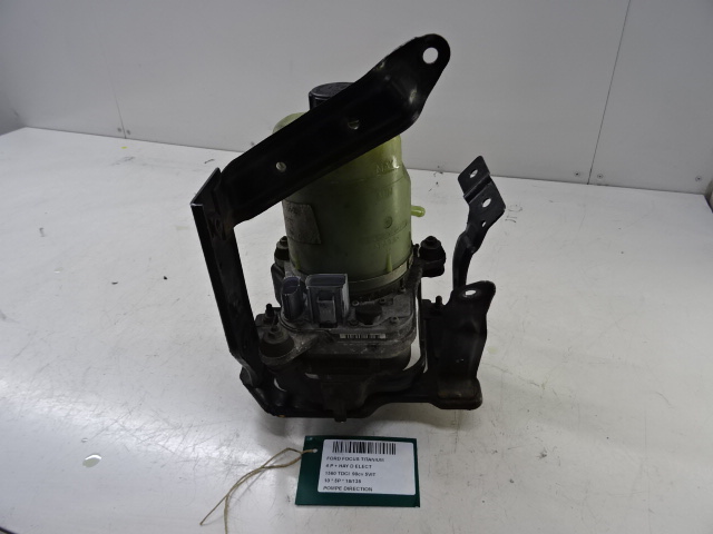 BESTUURINGSPOMP Ford FOCUS (3) 08 - 02/11