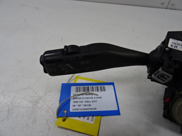 COMMODO DE CLIGNOTEURS Skoda OCTAVIA (1Z) 09 - 13