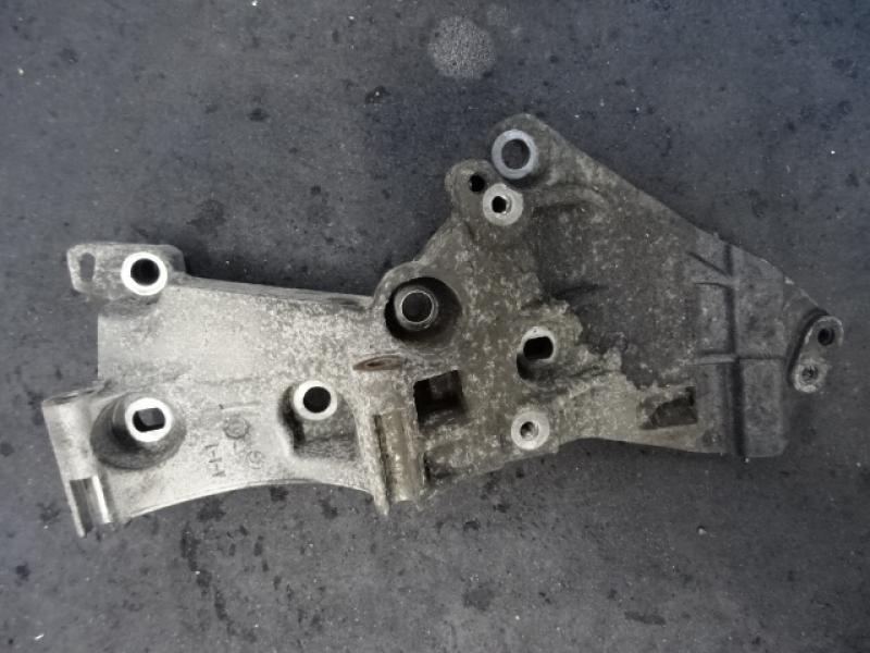 DYNAMOSTÜTZE OBEN Renault CLIO III 06/09 - 13